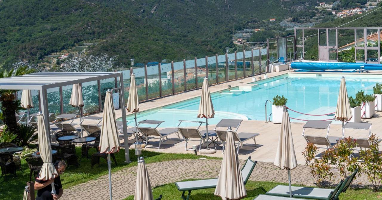 Residence Villa Il Casale - Appartamenti Wellness E Piscina Riscaldata Tovo San Giacomo Extérieur photo