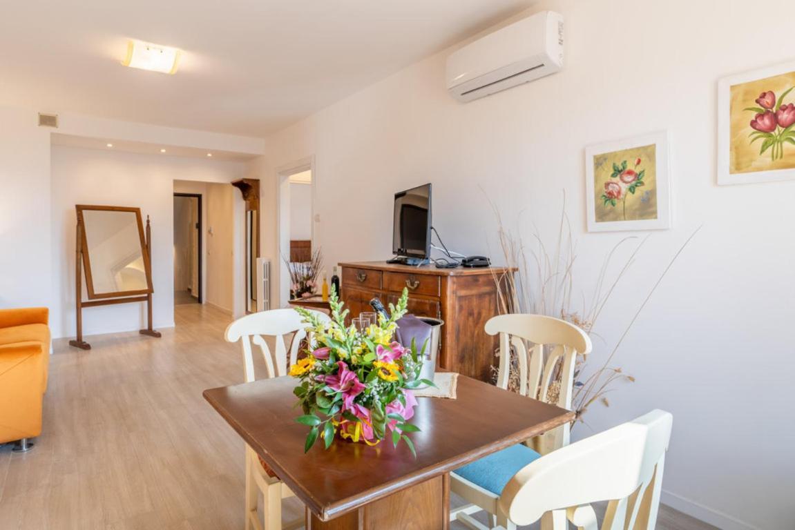 Residence Villa Il Casale - Appartamenti Wellness E Piscina Riscaldata Tovo San Giacomo Extérieur photo