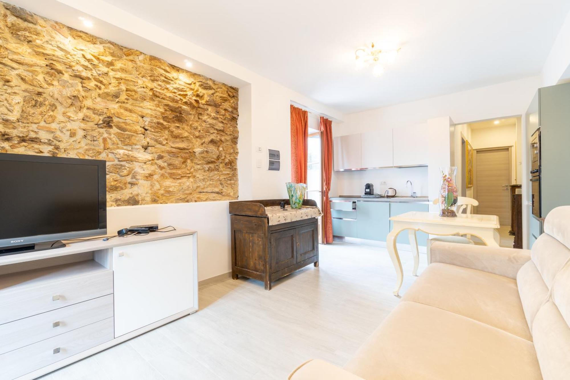 Residence Villa Il Casale - Appartamenti Wellness E Piscina Riscaldata Tovo San Giacomo Extérieur photo