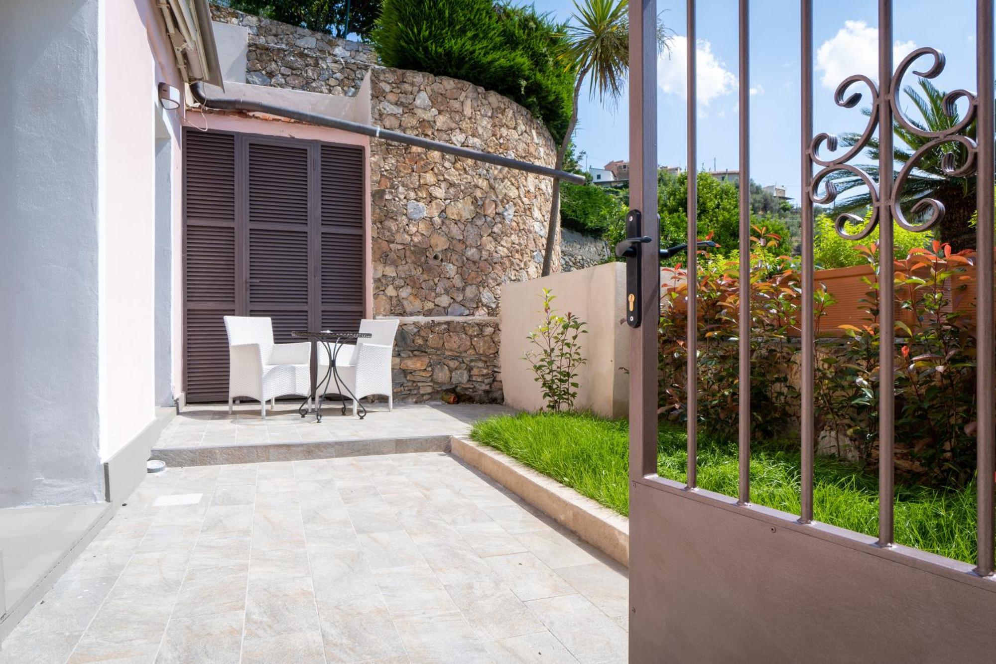 Residence Villa Il Casale - Appartamenti Wellness E Piscina Riscaldata Tovo San Giacomo Extérieur photo