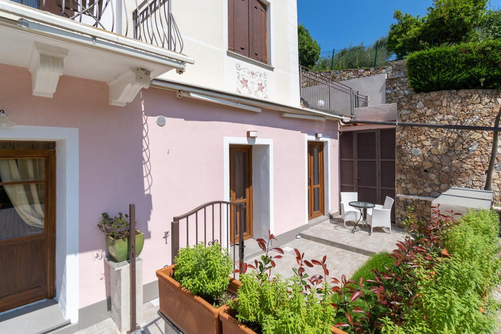 Residence Villa Il Casale - Appartamenti Wellness E Piscina Riscaldata Tovo San Giacomo Extérieur photo